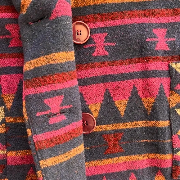 Aztec Patterned Jacket by soft creek - Picture 4 of 4